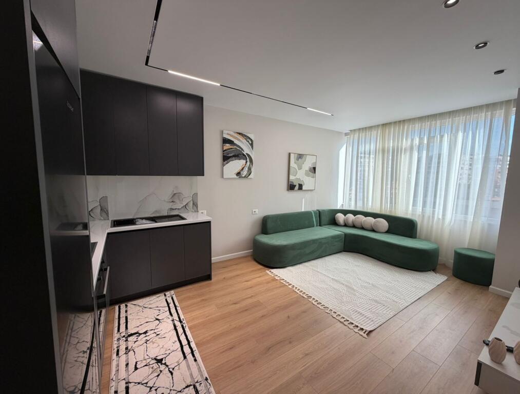 🏠 Shitet Apartament 1+1