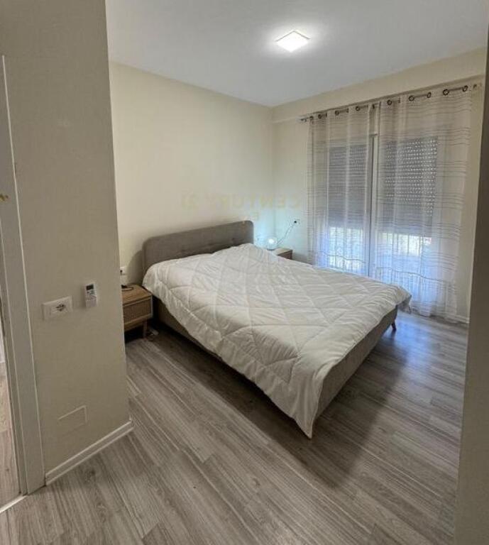 JEPET ME QERA 2+1+2 NE MEDRESE.