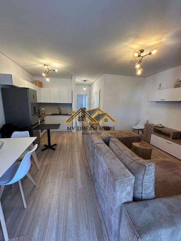 SHITET APARTAMENT 1+1 VIJE E DYTE NGA VILAT NE GJIRIN E LALEZIT, NE KOMPLEKSIN SAN PIETRO!
