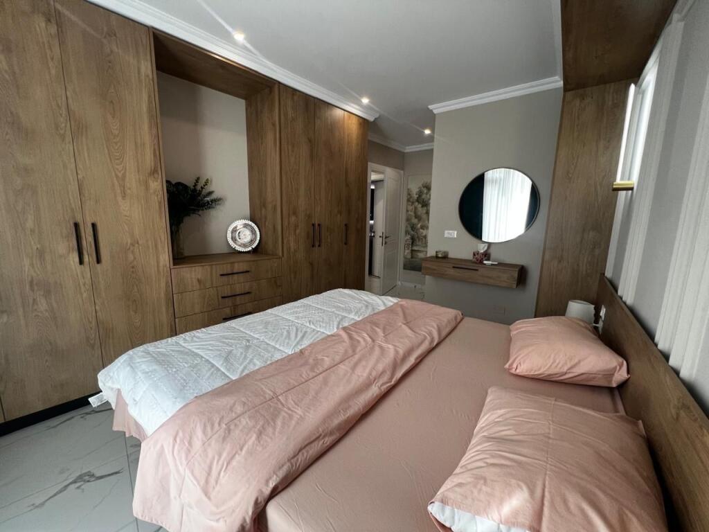 Apartament 2+1+2 Lake View