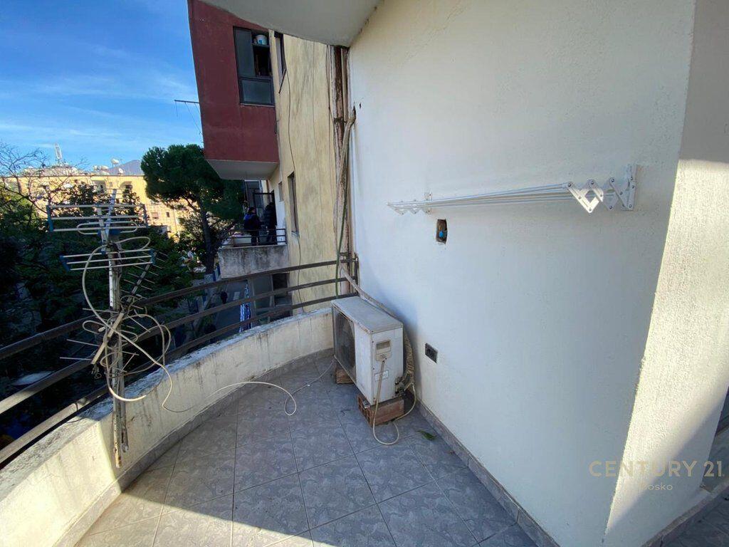 SHITET APARTAMENT 2+1 – MINE PEZA