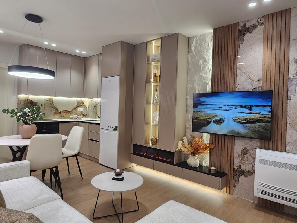 Shitet Apartament 2+1 në Plazh, Durrës