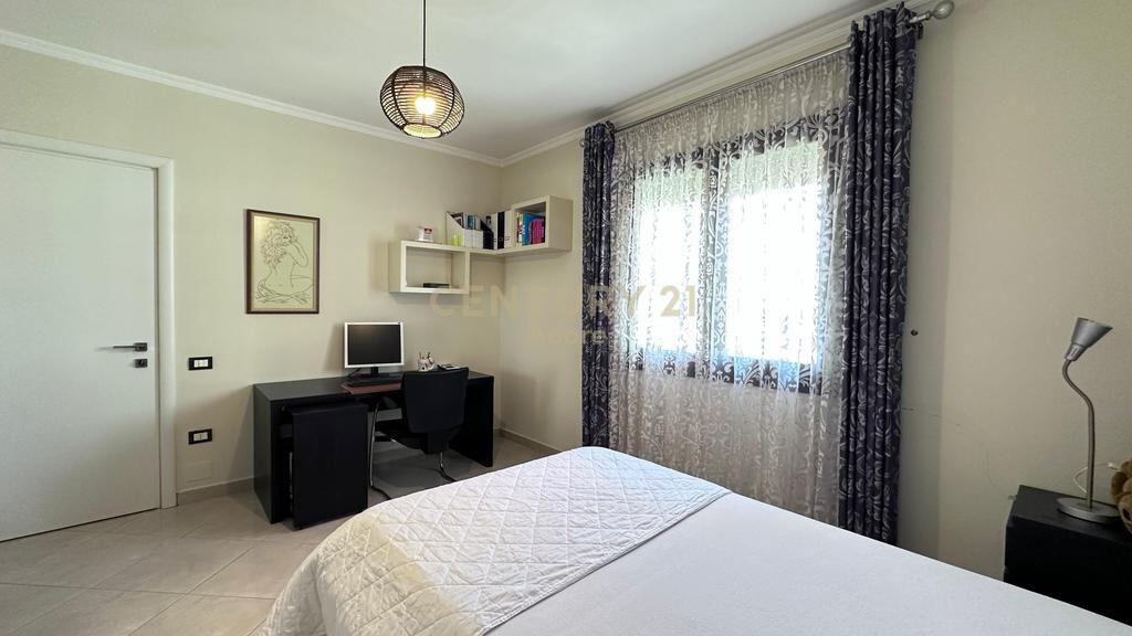 APARTAMENT 2+1 ME QIRA – TEK KOPSHTI BOTANIK, TIRANË