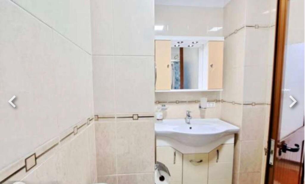 Appartamento 2+1 in affitto presso Condor Center, via Kavaja