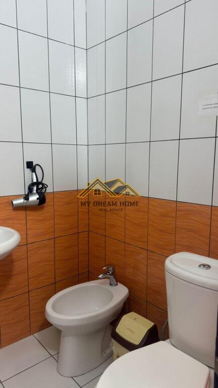 JEPET ME QERA APARTAMENT TEK PALLATI KAMELIA