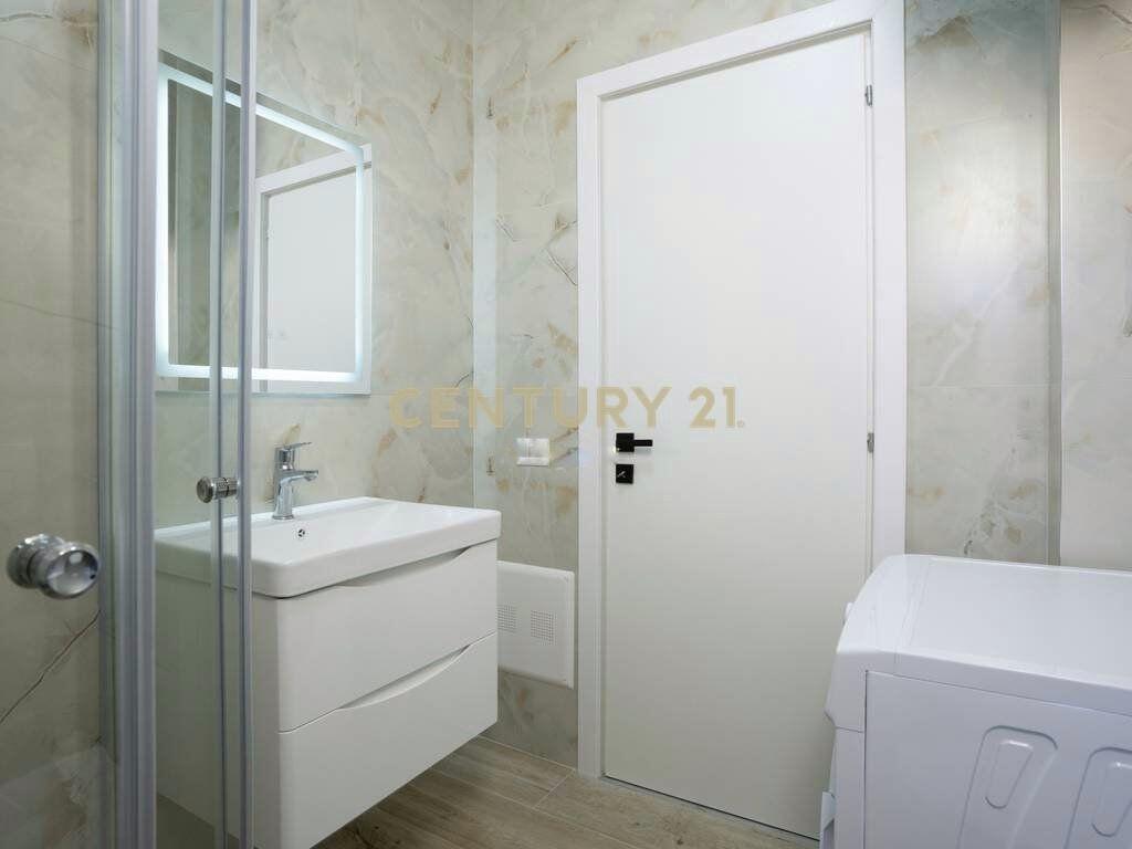 Vendiamo appartamento a Golem