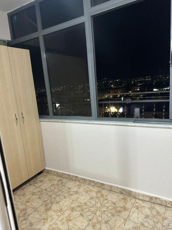 🏠 Jepet me Qira Apartament 2+1 – Laprakë (afër Këshillit të Mirë)