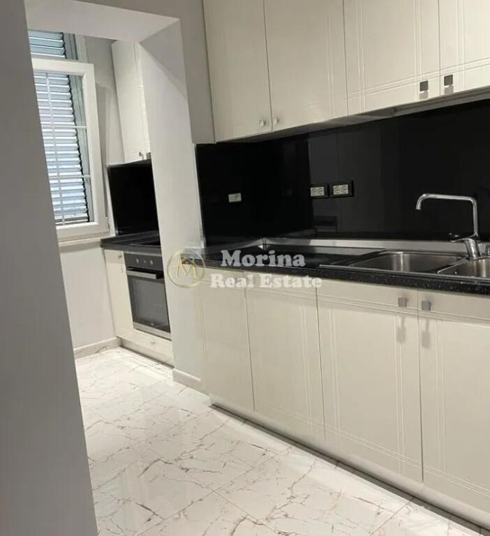 Shitje | Apartament 1 + 1 |Libri Universitar-Blloku | 200.000 €