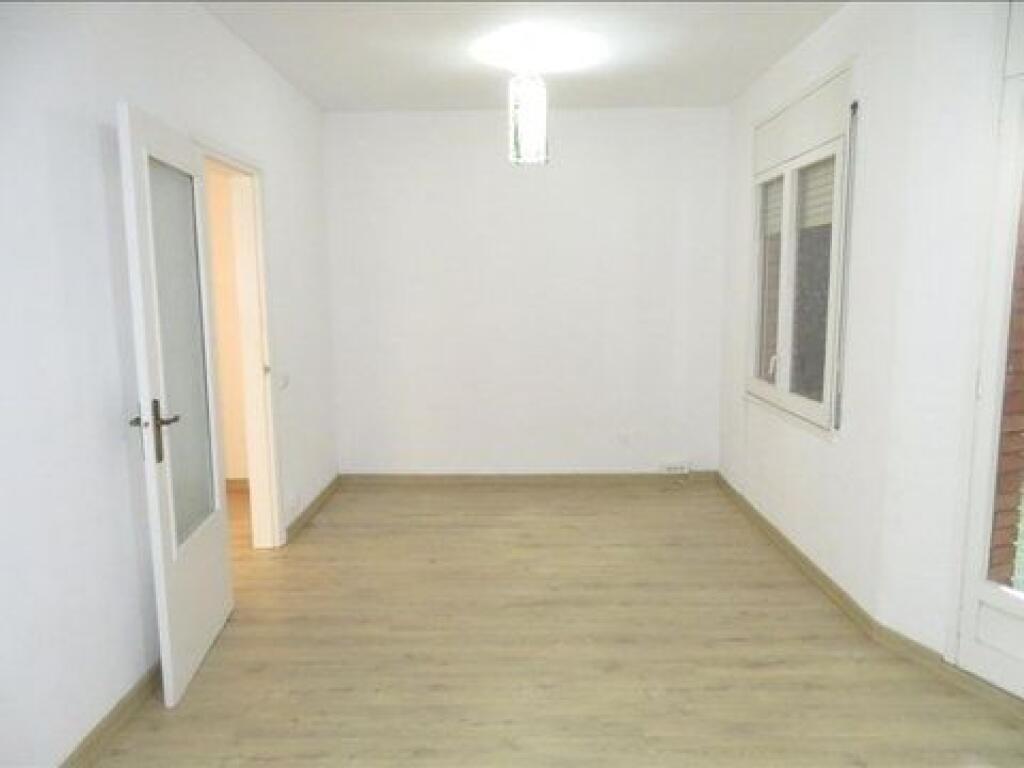 Appartamento In Affitto 1+1 A Univers City (ID B2101378) Tirana