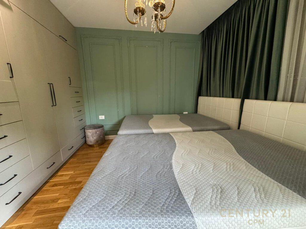 SHITET APARTAMENT LUKSOZ 3+1 – PRANË "LION PARK", RRUGA E ELBASANIT