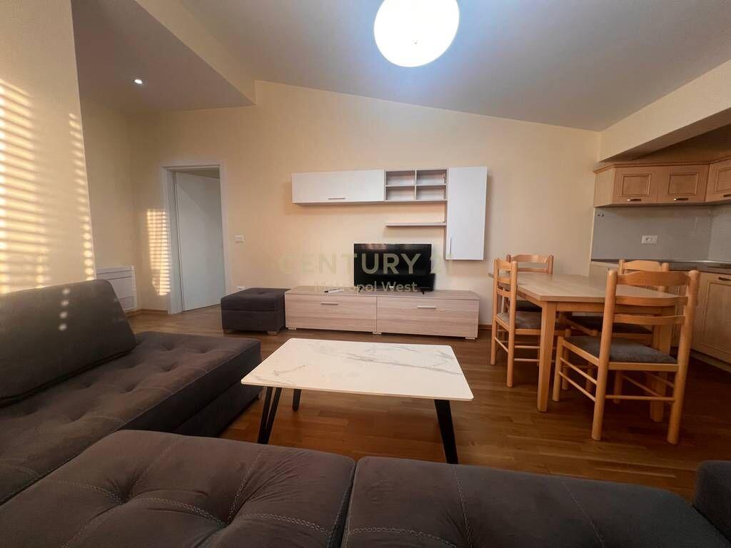 APARTAMENT 2+1 ME QIRA – 21 DHJETORI