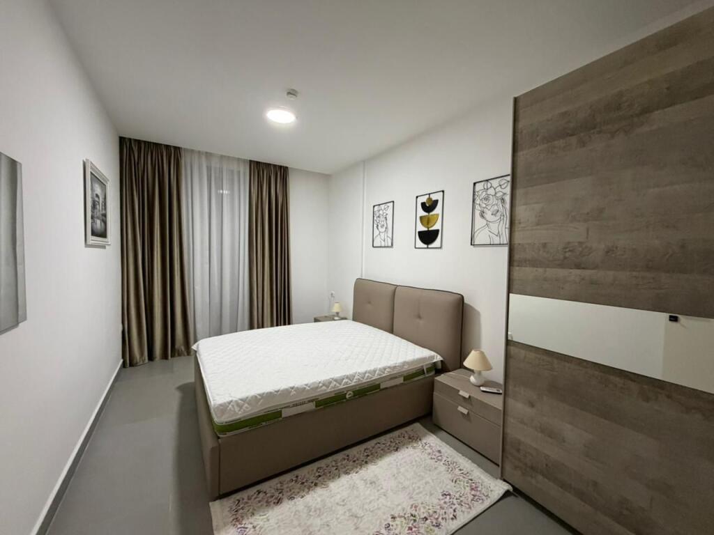 Apartament 2+1 per qira tek Montesori Schl/Liqeni i Thate.​