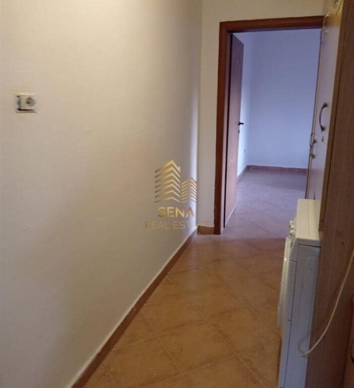 Shitet, Apartament 1+1+blk, Rruga e Elbasanit – prane Liceut Artistik, 125,000 Euro