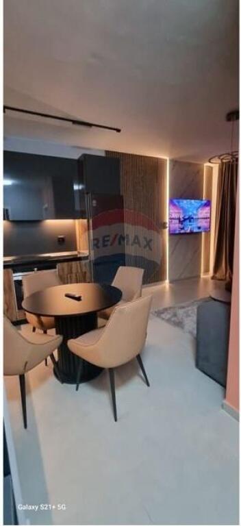 Apartament - Për Qira - Ish Fusha e Aviacionit, Tiranë