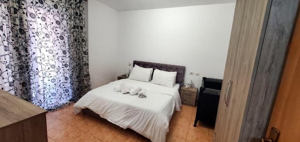apartament per qira 3+1+2+ballkon Fresk
