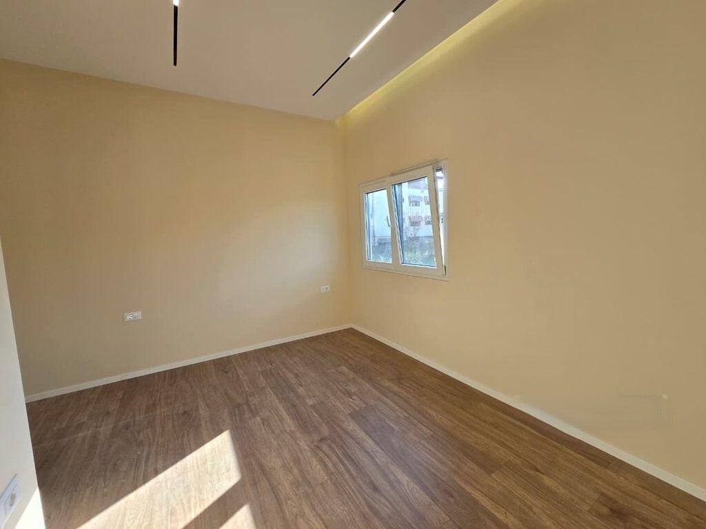Apartament 1+1 për Shitje në Ali Demi – Mundësi e Artë për Banesë ose Investim!