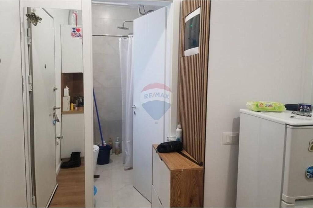 Apartament 1+1 me Qira Tek Kompleksi Mangalem !
