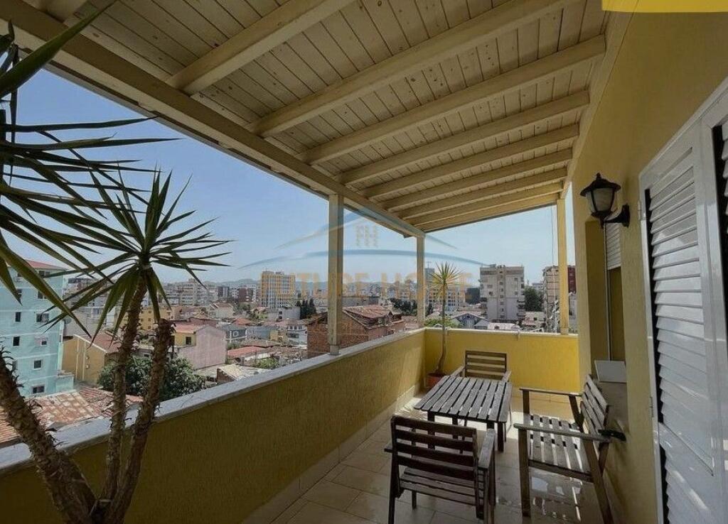 Qera, Apartament 2+1+2+Post Parkimi,Rruga Bardhyl, Tiranë.