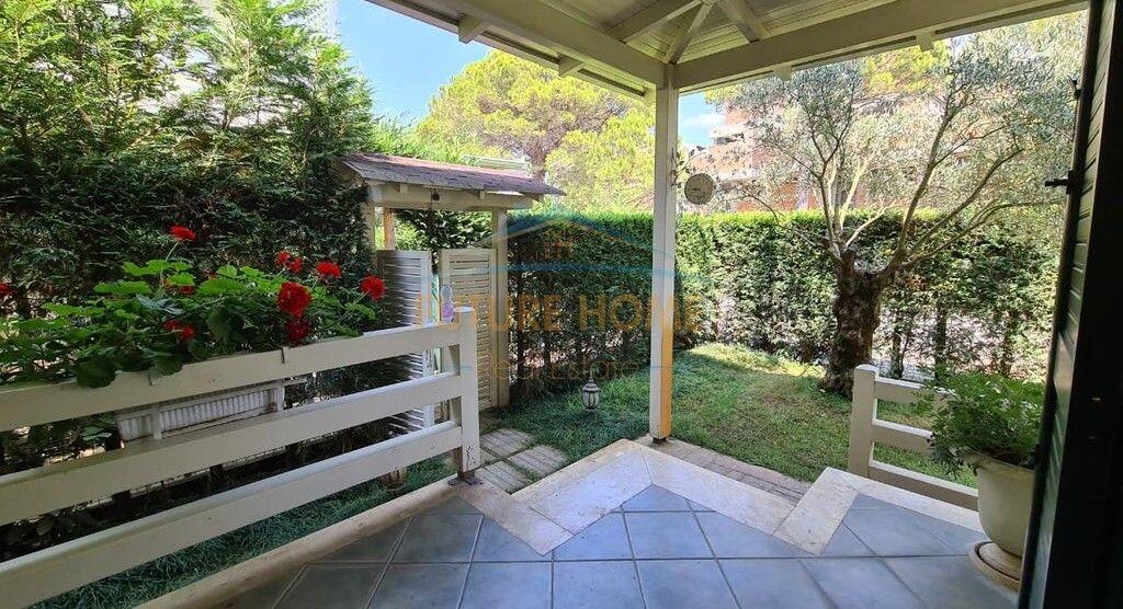 Qera,Vile tek Lura 1 Gjiri i Lalzit,Durres