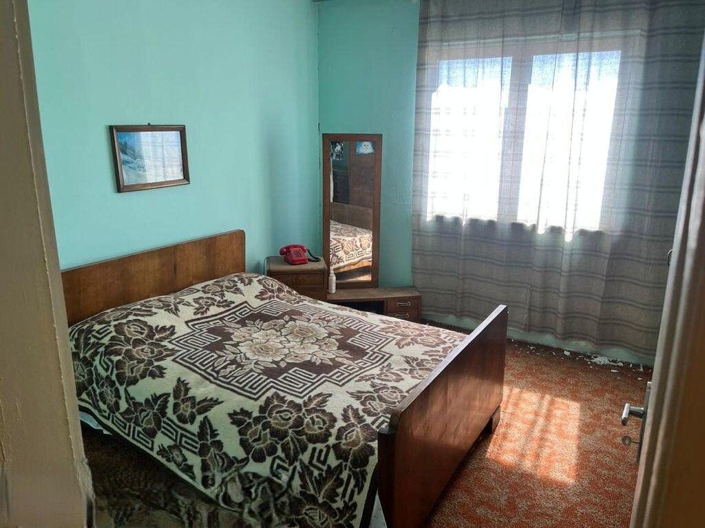 SHITET APARTAMENT 3+1 PRANE ISH PROFARMES 133,000 €