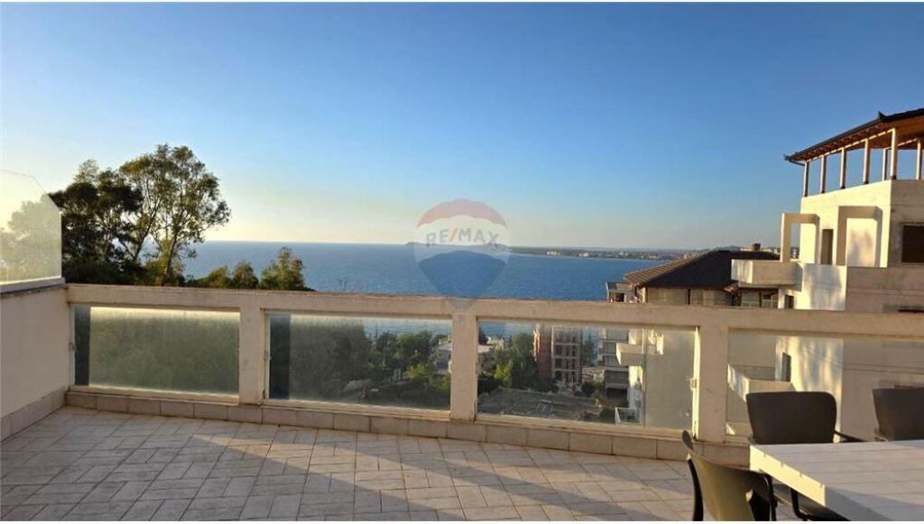 PENTHOUSE CON VISTA PANORAMICA SUL MARE A UJI I FTOHTË, VLORË!