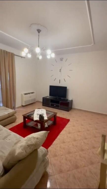 Super ap 3+1+2 tek shkolla baletit