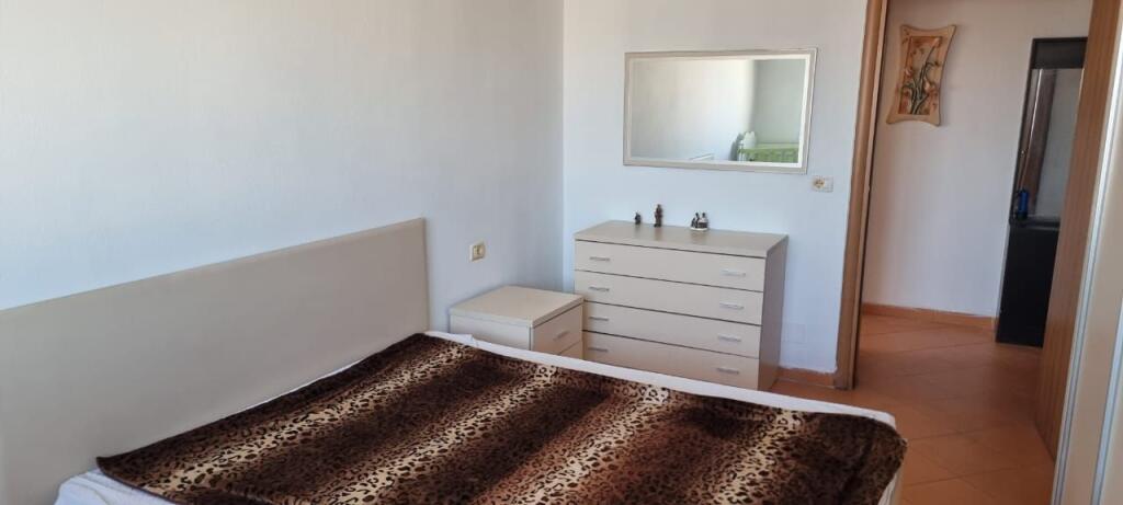 Apartament 1+1 me qira ne Yzberisht