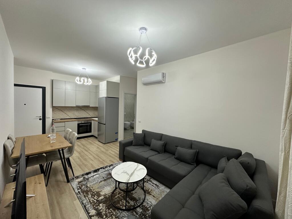 Affittasi appartamento 1+1 presso Univers City