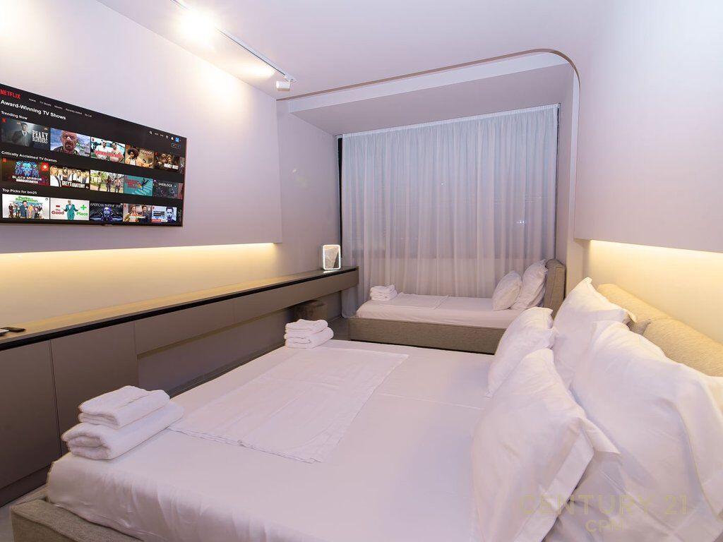 Penthouse Premium 3+1+2 me Verandë Panoramike – Vlorë