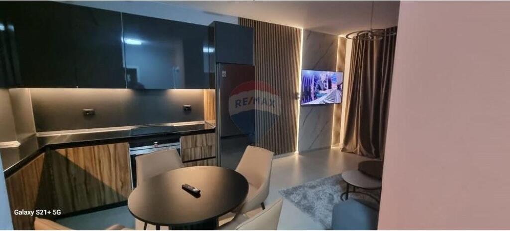 Apartament - Për Qira - Ish Fusha e Aviacionit, Tiranë