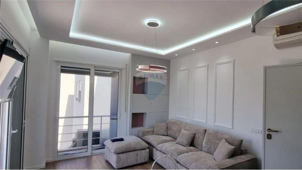 Apartament 1+1 me pamje nga Deti