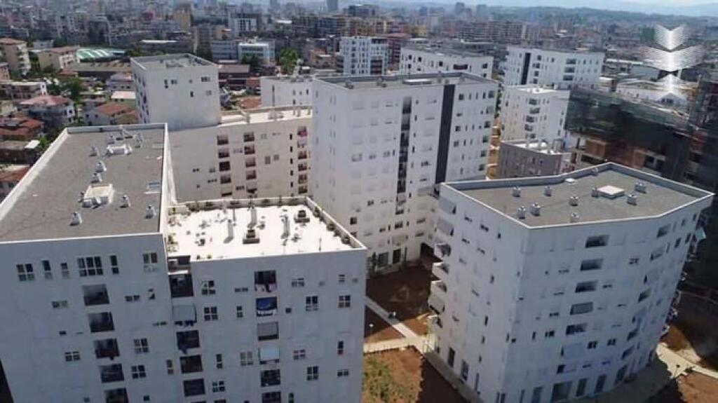 JAPIM ME QIRA APARTAMENT 2+1 TEK KOMPLEKSI MAGNET!