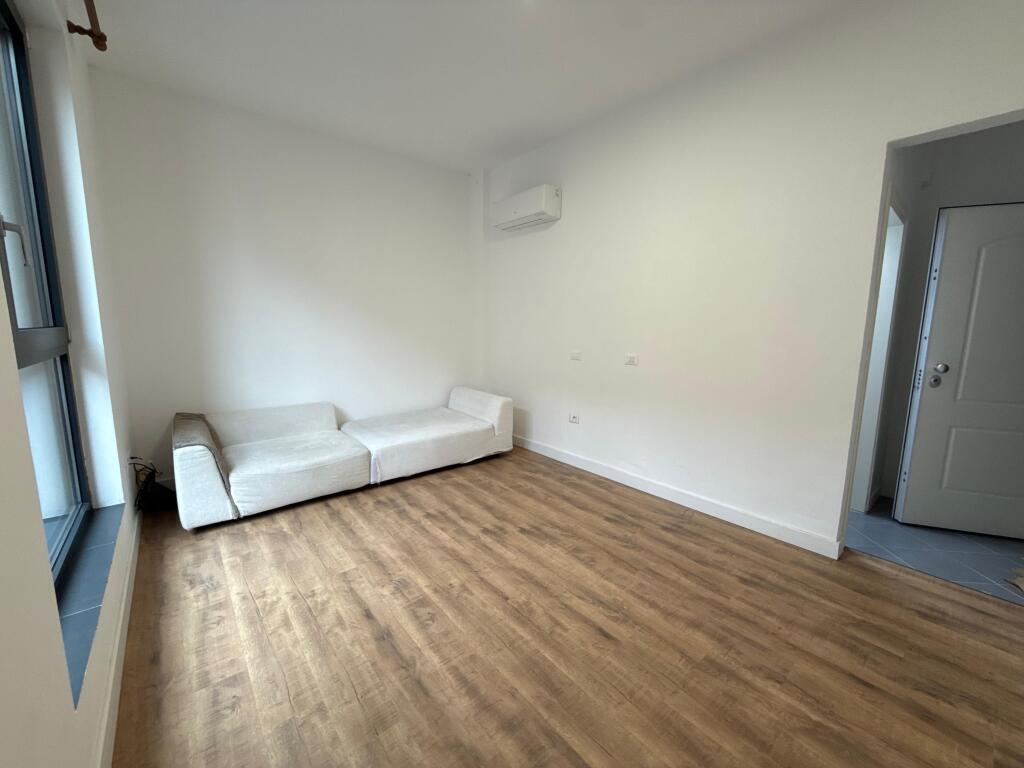 Jepet ambient zyre per qira tek Rruga e Elbasanit