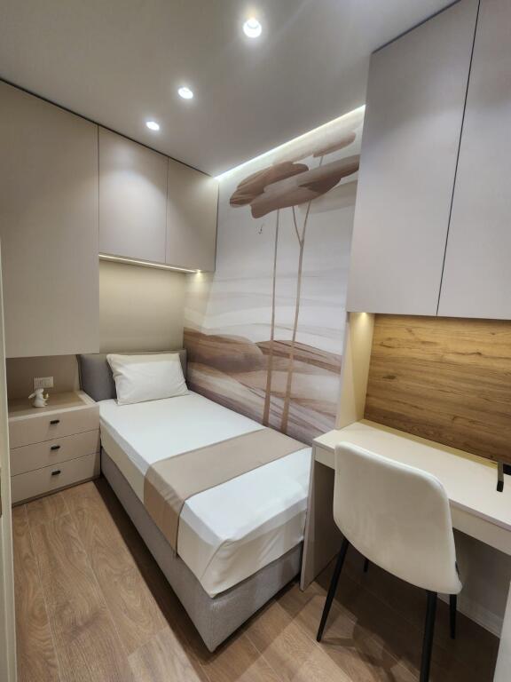 Shitet Apartament 2+1 në Plazh, Durrës