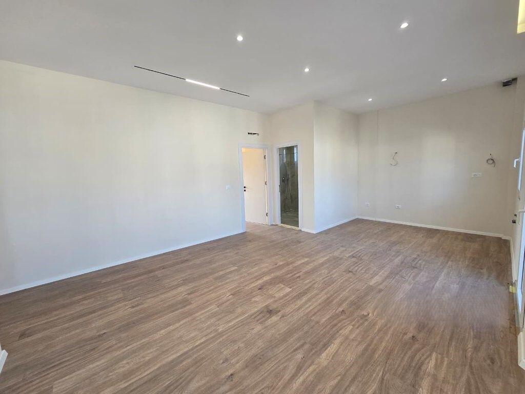 Apartament 1+1 për Shitje në Ali Demi – Mundësi e Artë për Banesë ose Investim!