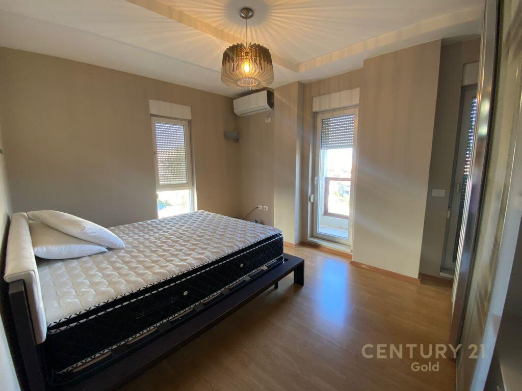 JAPIM ME QIRA APARTAMENT 2+1 TEK KOMPLEKSI MAGNET!