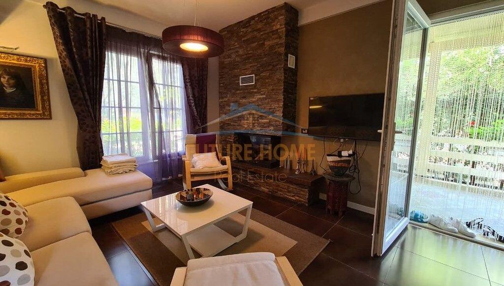 Qera,Vile tek Lura 1 Gjiri i Lalzit,Durres