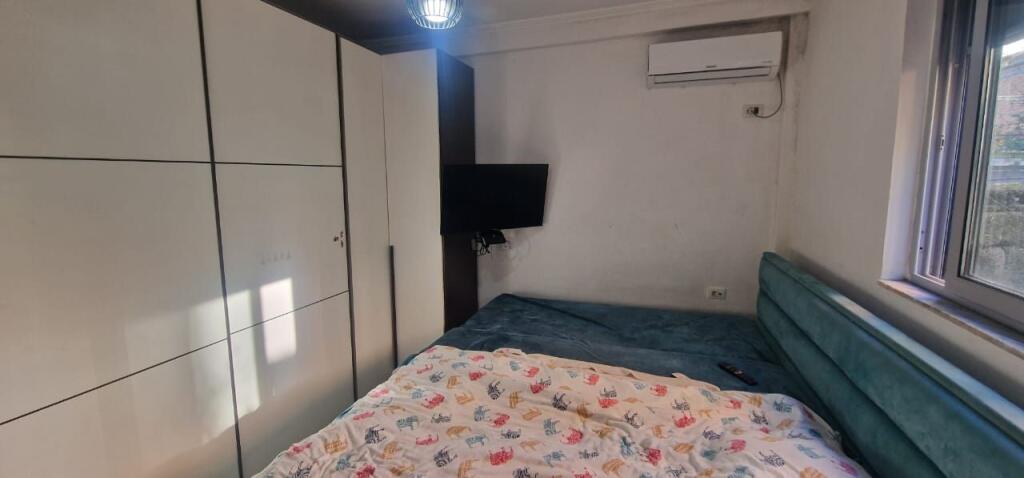 Shitet shtepi private ne qender te Tiranes