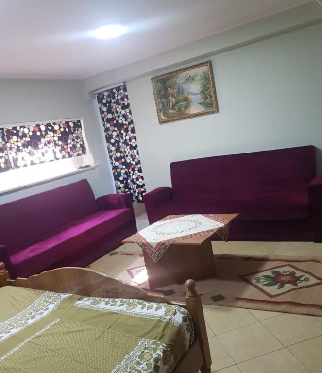 2+1 me Qera ne myslym shyur     ID   13935    