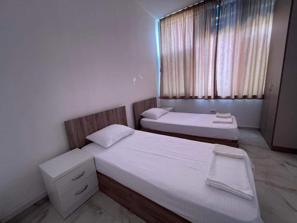 2+1 Apartment for Rent near Hotel Marinaj, Unaza e Re!