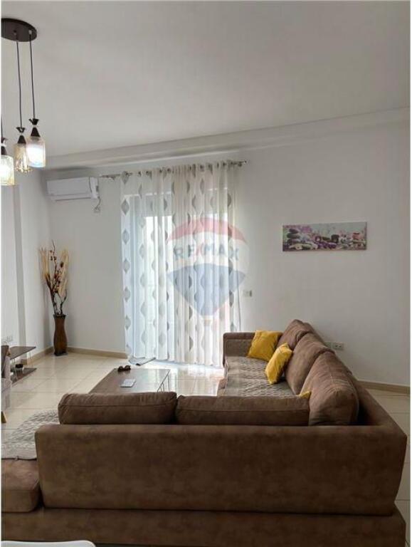 Apartament 1+1 për Qira Afatgjatë në Uji të Ftohtë