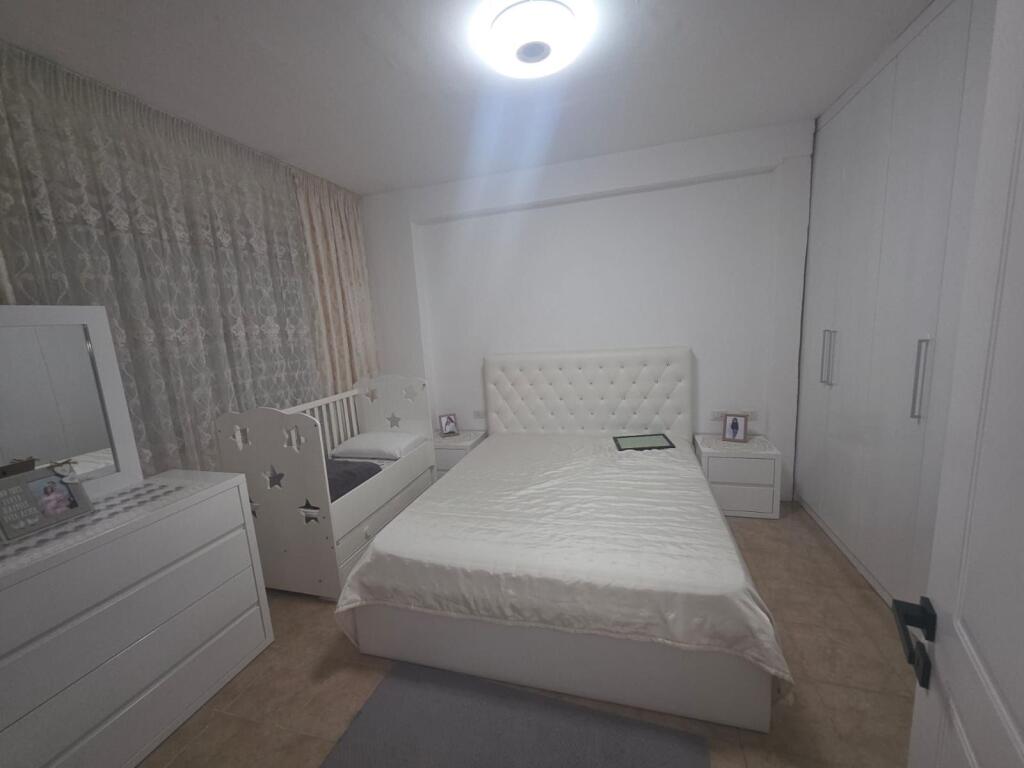 Fresk Shitet Apartament 2+1+2