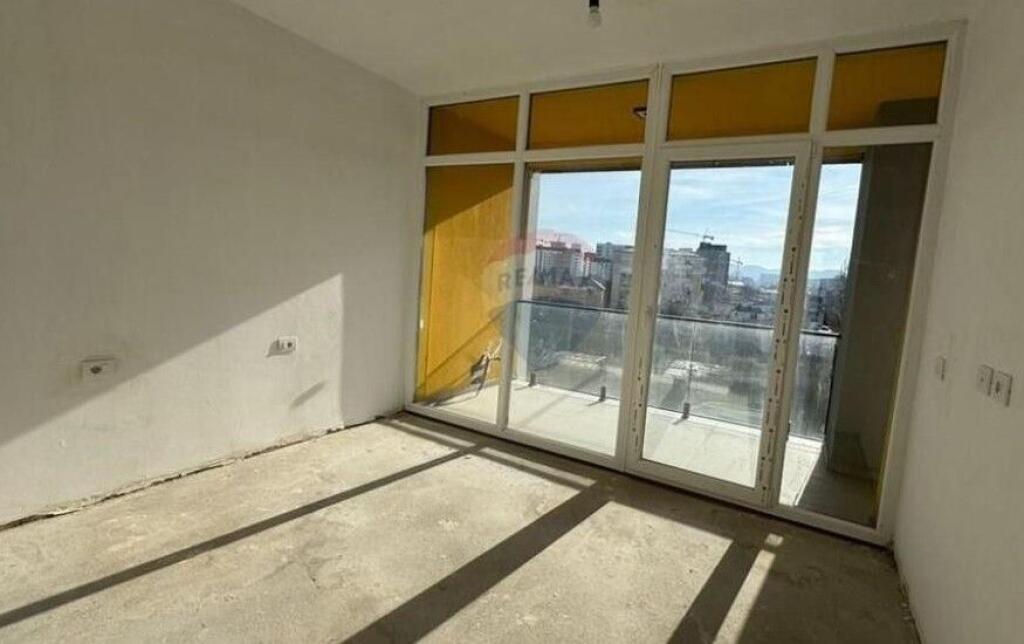 Appartamento - In Vendita - Via Jordan Misja, Tirana(ID: 530381003-229)  