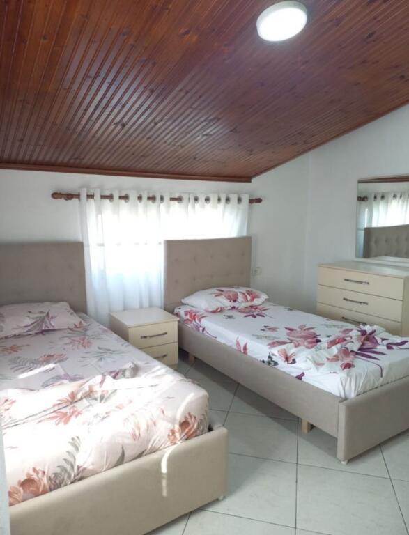 Affittasi Appartamento 2+1+1 con Balcone