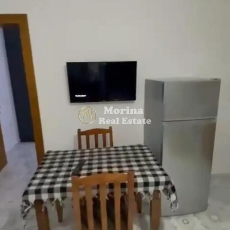 Qera | Shtëpi private 1 + 1 | Spitali Amerikan 2 | 380 €/muaj.