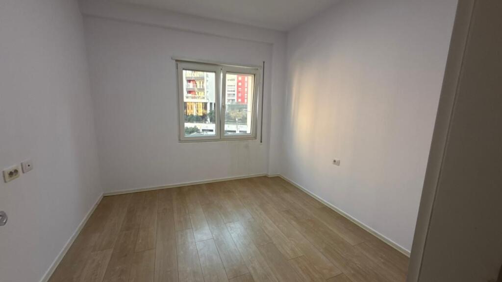 🏢 Jepet me qira apartament 2+1+2 – Rruga e Kosovareve