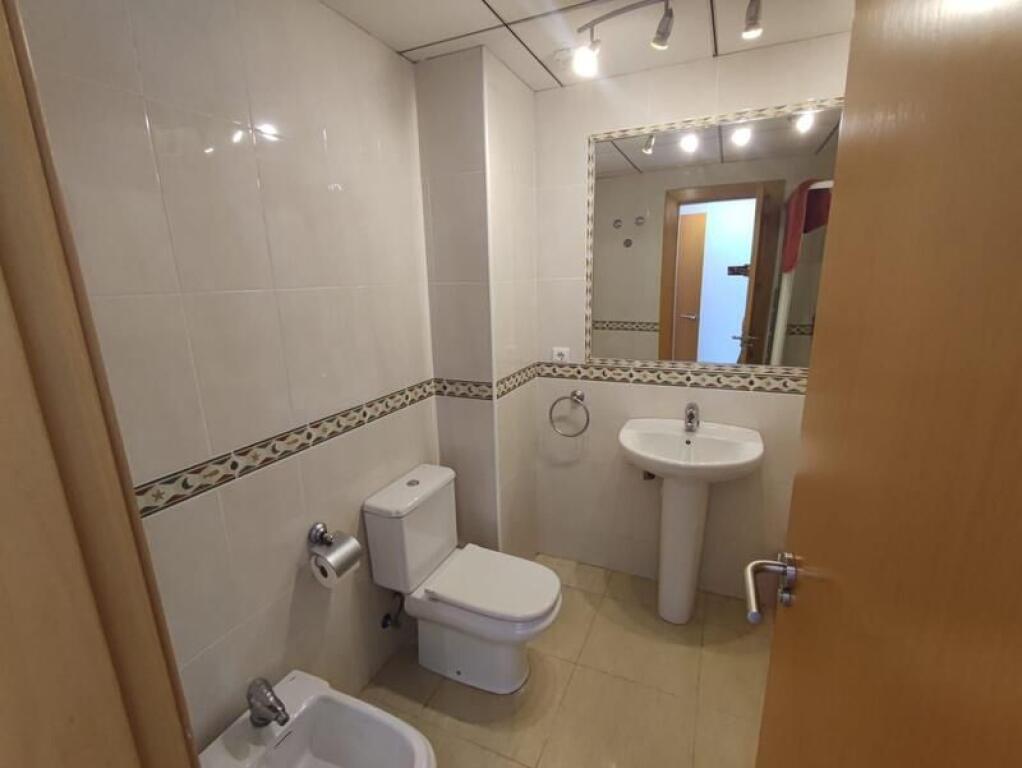 Apartament Me Qera 1+1 Ne Bllok (ID B2101379) Tirane