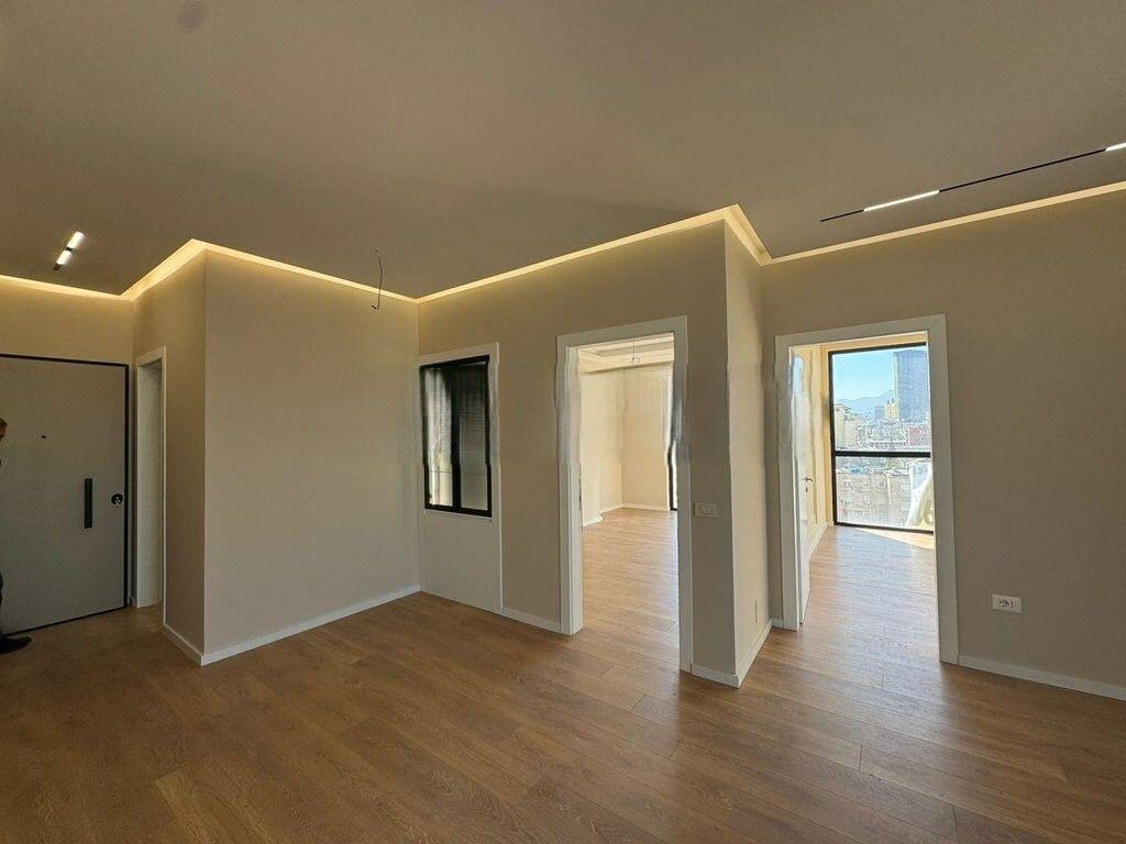 SHESIM APARTAMENT 2+1+2 REZIDENCA GOLDEN TOWER RRUGA MINE PEZA! 300.000 E