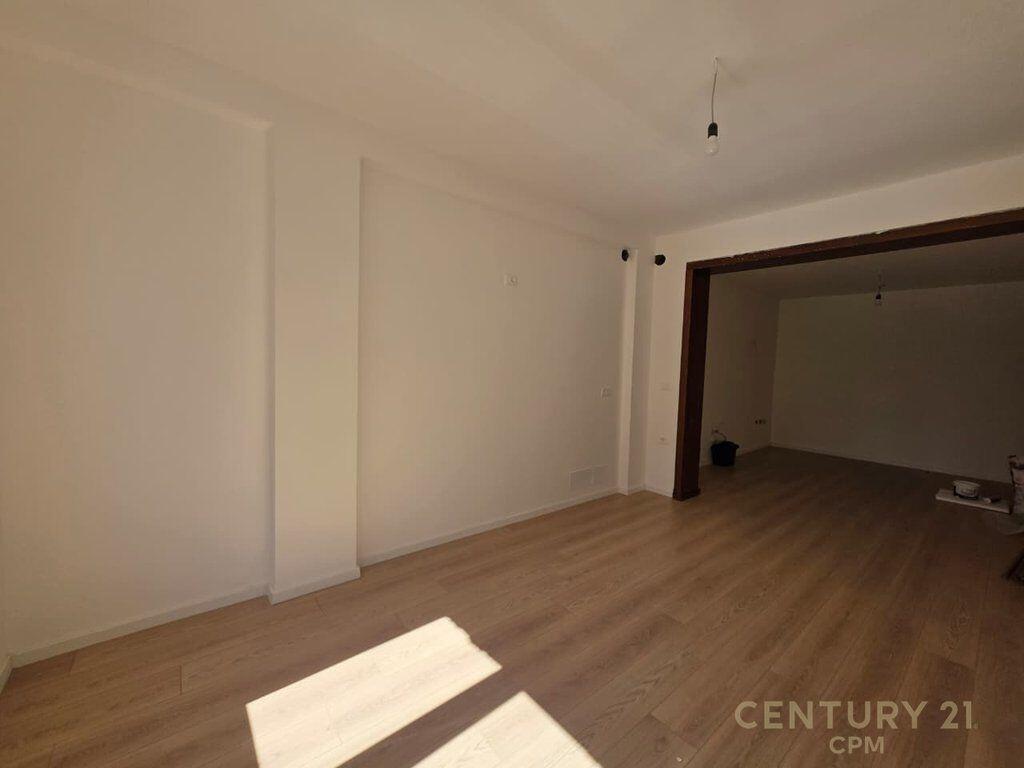 Shitet Apartament 1+1 – Rr. Margarita Tutulani (pranë Rrugës së Kosovarëve)