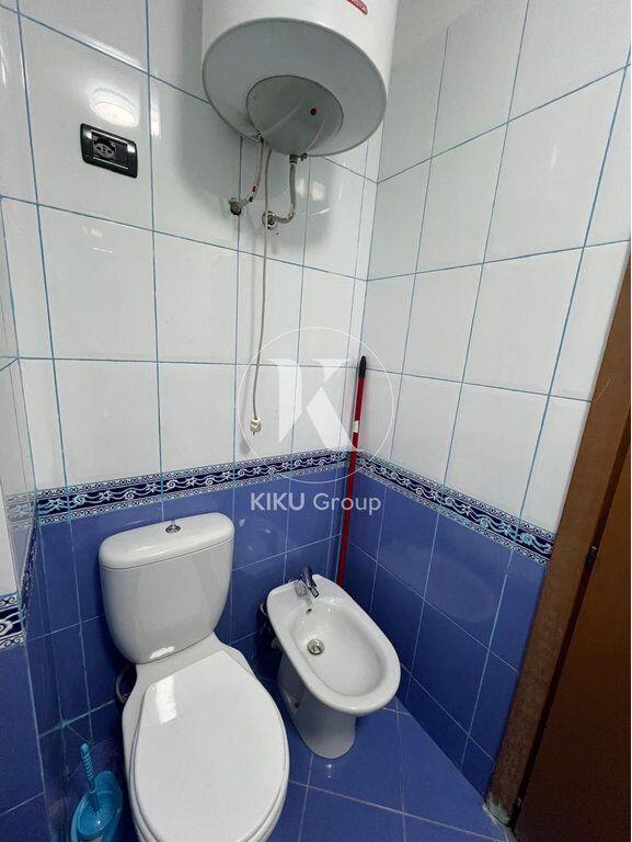 Jepet me qira apartament 1+1, Petro Nini